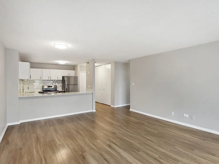 100 Forest Place Apartments — Photo 52