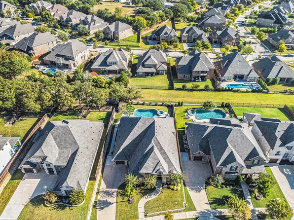 9732 Croswell St, Fort Worth, TX 76244