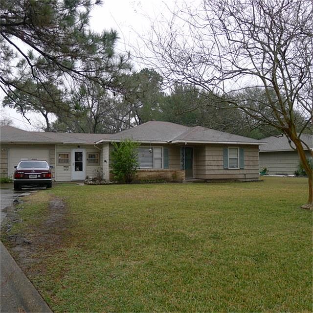 1st image of 4504 Randwick Dr