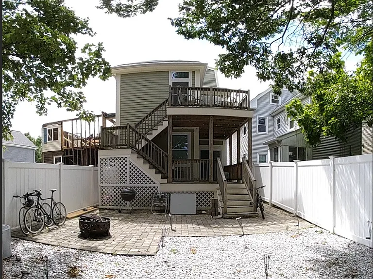 739 Somerville Ave #1 — Photo 19
