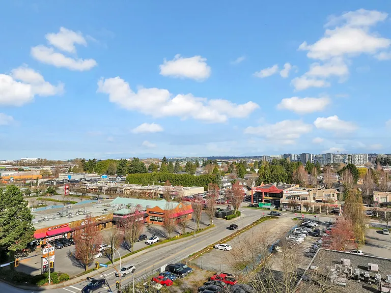 5028 Kwantlen St #11XX — Photo 9