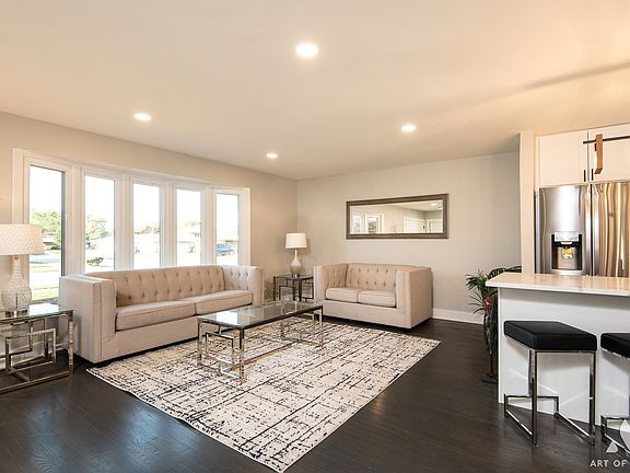 4th image of 1243 E 166th Pl
