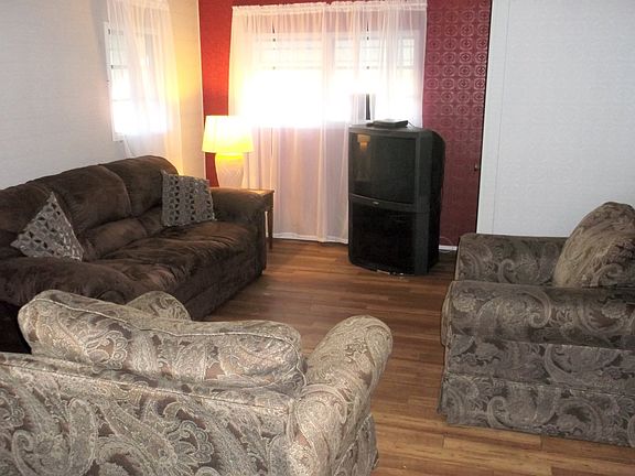 Living roomr_05142014