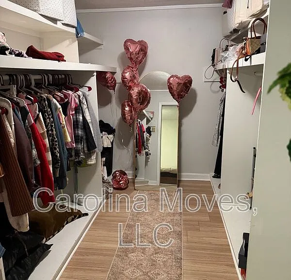 1004 Blanton Pl — Photo 12