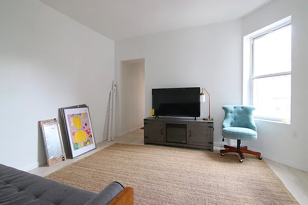 Rented by Compass | media 15