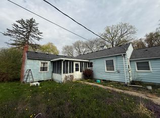 21338 Orchard Lake Rd, Farmington Hills, MI 48336