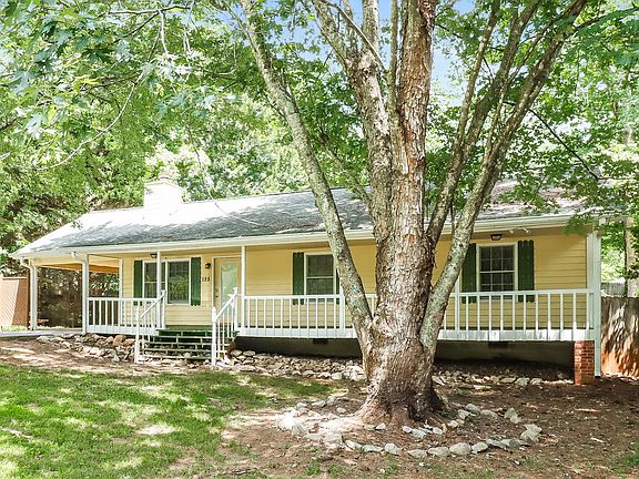 3rd image of 155 Sunny Ln