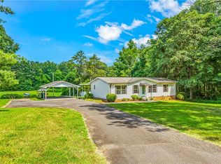 1621 Tucker Rd, Clemmons, NC 27012