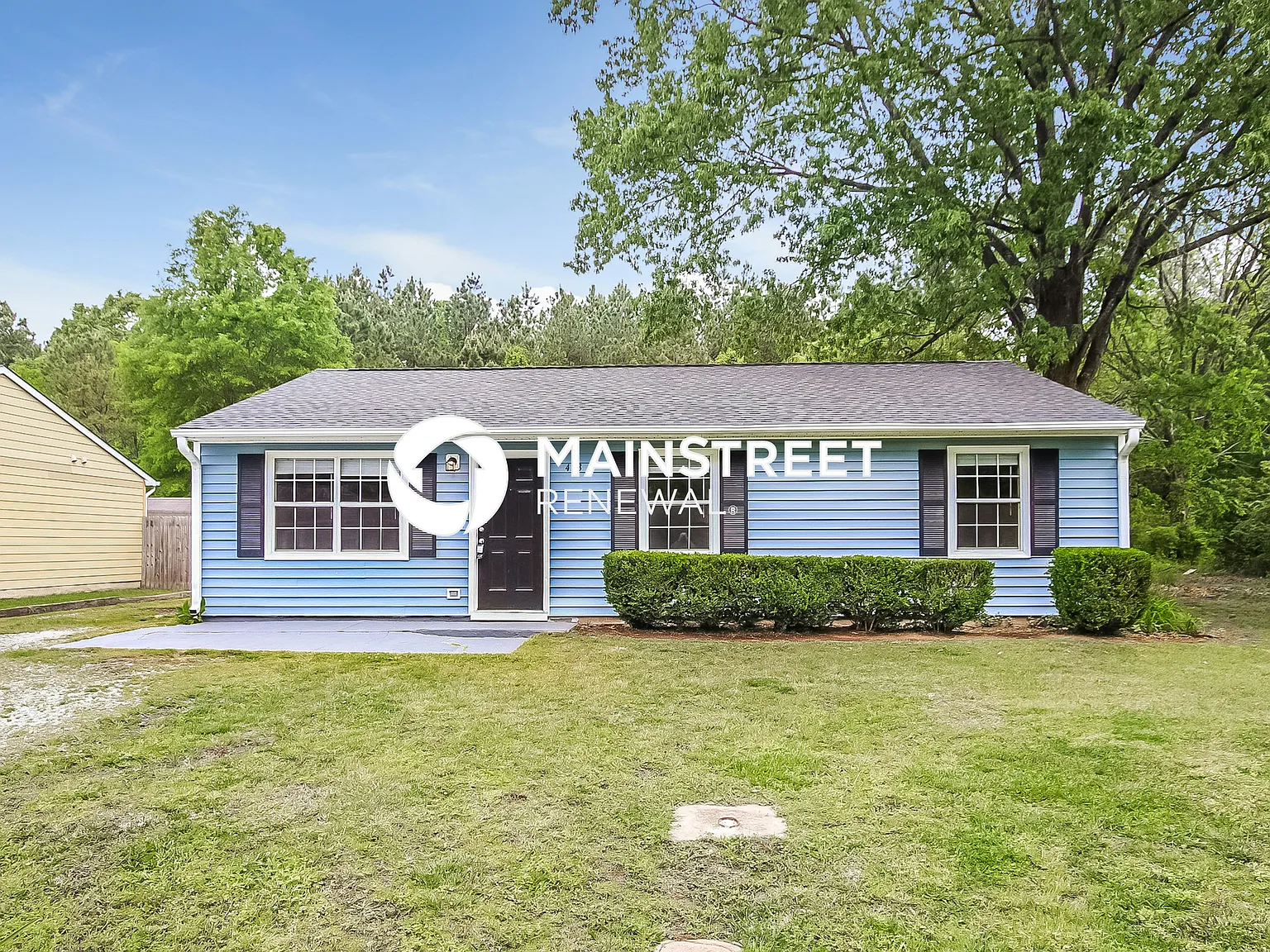 413 Pineland Ave — Photo 1
