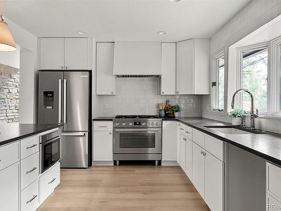 4th image of 1341 Tall Pines Drive