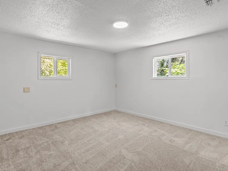 53 Harrell Dr — Photo 14