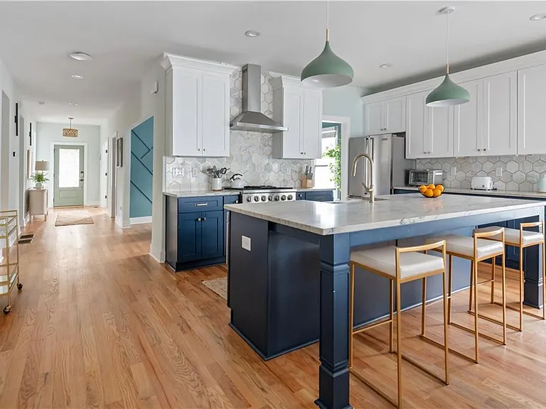 1393 Glenwood Ave SE — Photo 19
