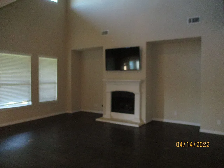 2505 Mesa Glen Dr — Photo 13