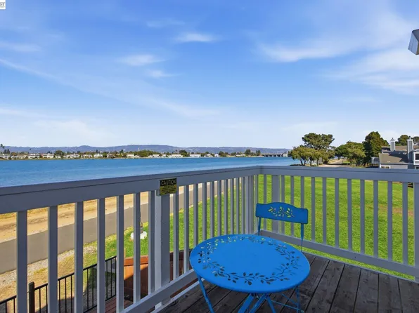 73 Bay Park Ter #20, Alameda, CA 94502