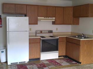 246 5th St APT 3, Ellwood City, PA 16117