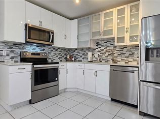 10350 SW 220th St APT 150, Miami, FL 33190