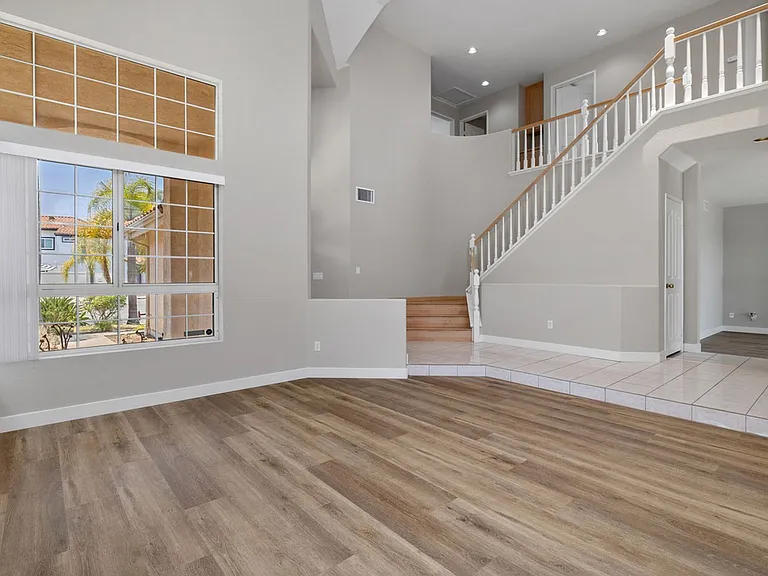 7996 Cicada Ct — Photo 4