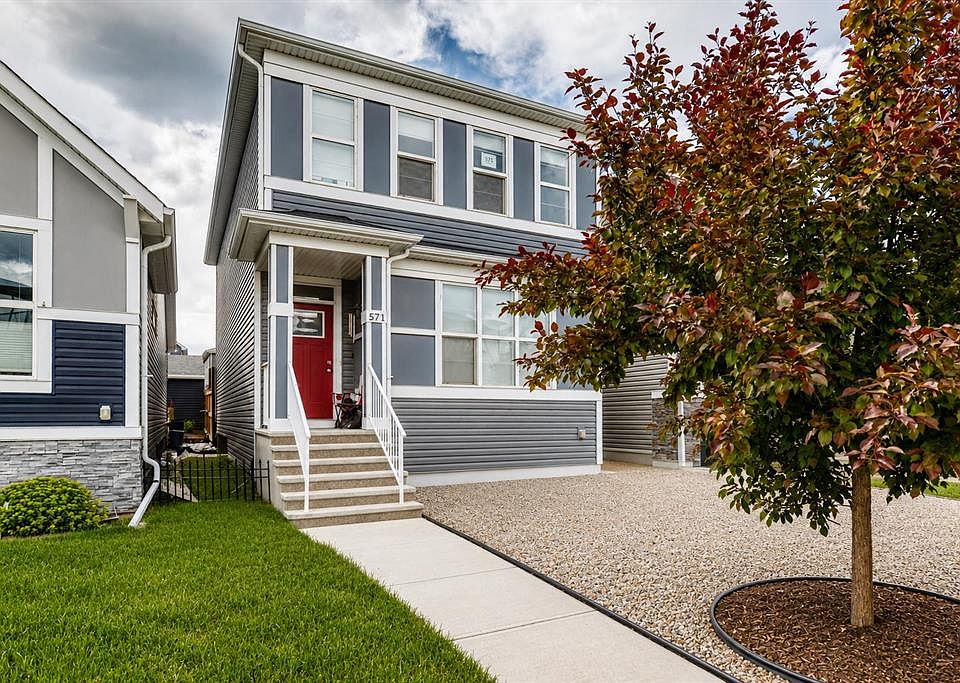 1st image of 571 E Seton Cir SE