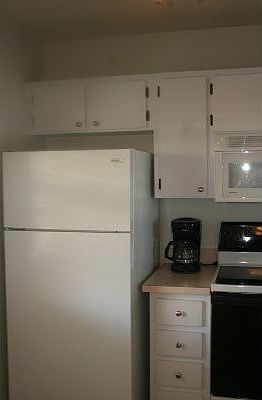 3rd image of 5510 Lakeside Dr APT 206