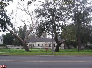 631 N Crescent Dr, Beverly Hills, CA 90210