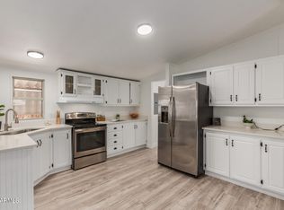 2762 W Smoketree St, Apache Junction, AZ 85120