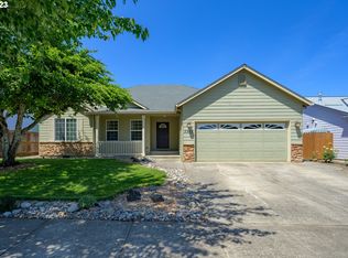 2333 SW Redmond Hill Rd, McMinnville, OR 97128