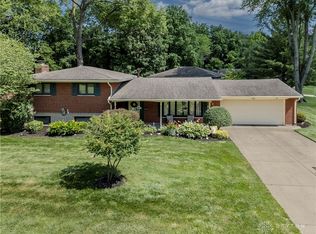 2700 Richlawn Cir, Dayton, OH 45440