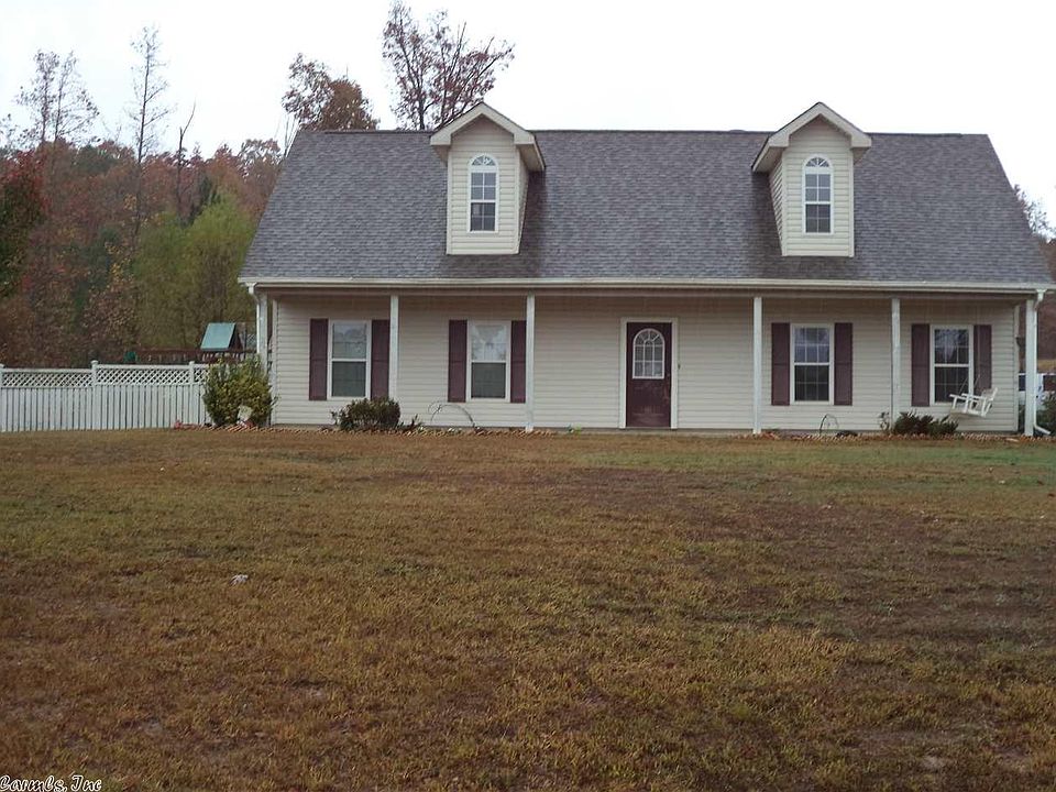 1st image of 395 Peaceful Hills Dr