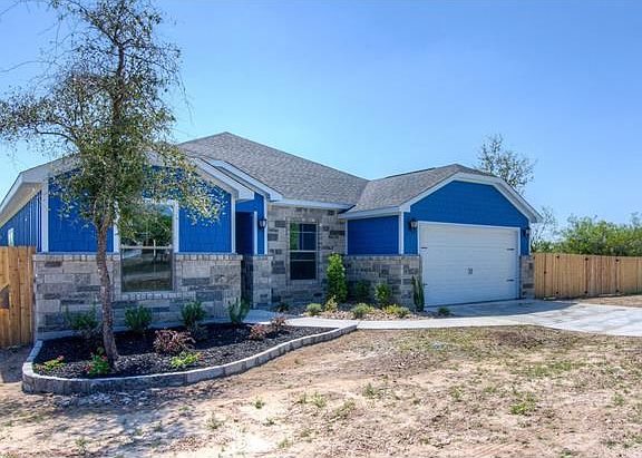3rd image of 116 Yucatan Dr