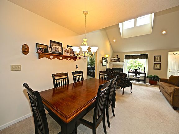 2nd image of 702 Knolls Dr