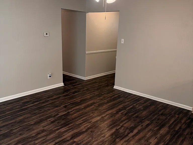 7425 Van Natta Ln — Photo 4