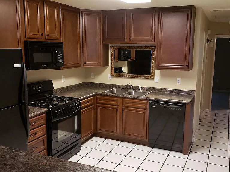 Kitchen, new microwave