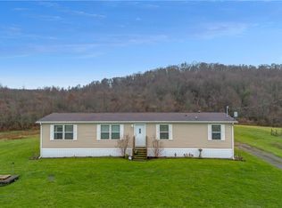 36691 Glasgow Rd, Salineville, OH 43945