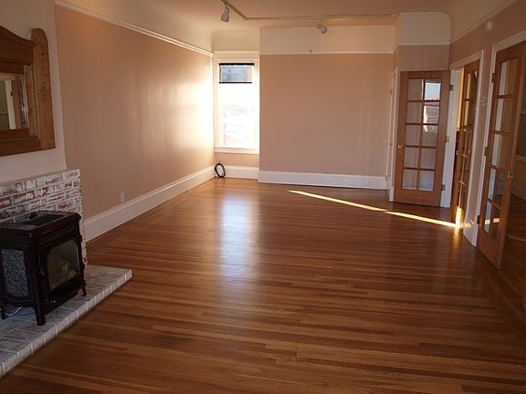 3rd image of 1272 Dolores St