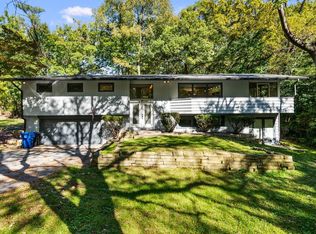 3438 53rd St, Moline, IL 61265