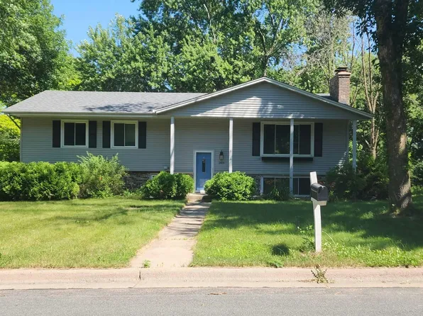 2409 Skyline Dr S, Burnsville, MN 55337