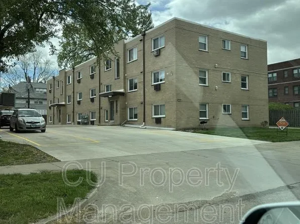 713 W Church St #2, Champaign, IL 61820
