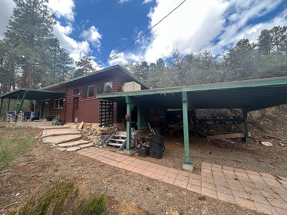 1st image of 704 W Clubhouse Dr