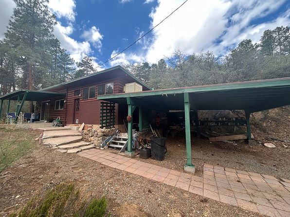 704 W Clubhouse Dr