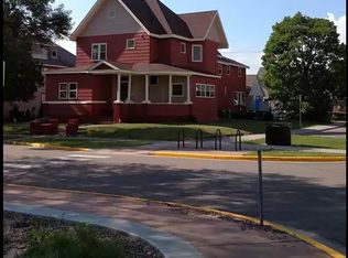 721 Wilson Ave #B, Menomonie, WI 54751