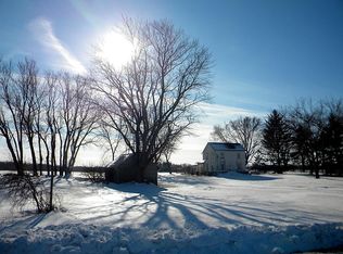 W9345 Danielson Rd, Edgerton, WI 53534