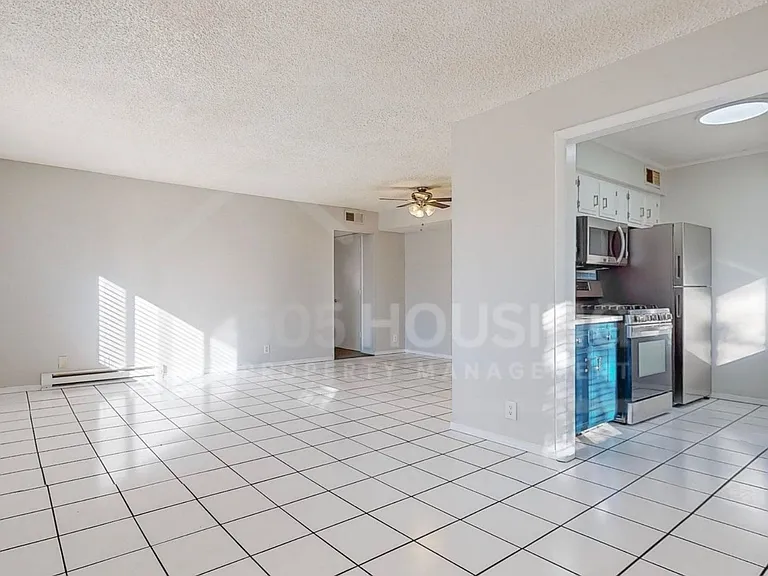 12013 Stilwell Pl NE — Photo 10