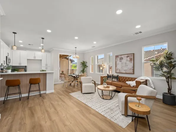 12665 Creekview Dr Unit 140, San Diego, CA 92128