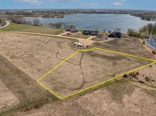 5 Lakeview Ct, Cleveland, MN 56017