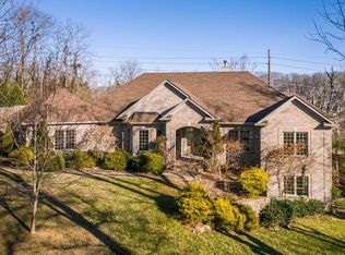 4001 Woodstone Way, Louisville, KY 40241