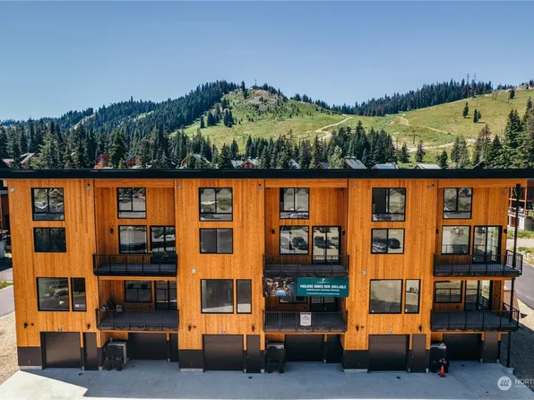 41 Pass Life Way, Snoqualmie Pass, WA 98068