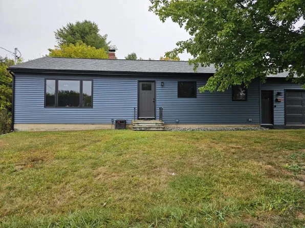 21 Marian Drive, Auburn, ME 04210