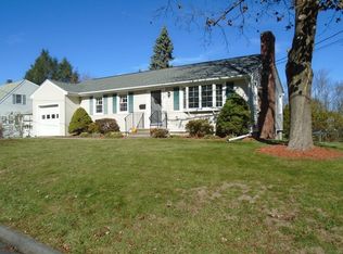 24 Appletree Ln, Holden, MA 01520