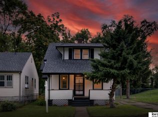 4415 Pratt St, Omaha, NE 68111