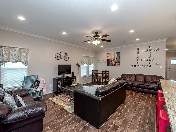 2nd image of 1110 Oney Hervey Dr